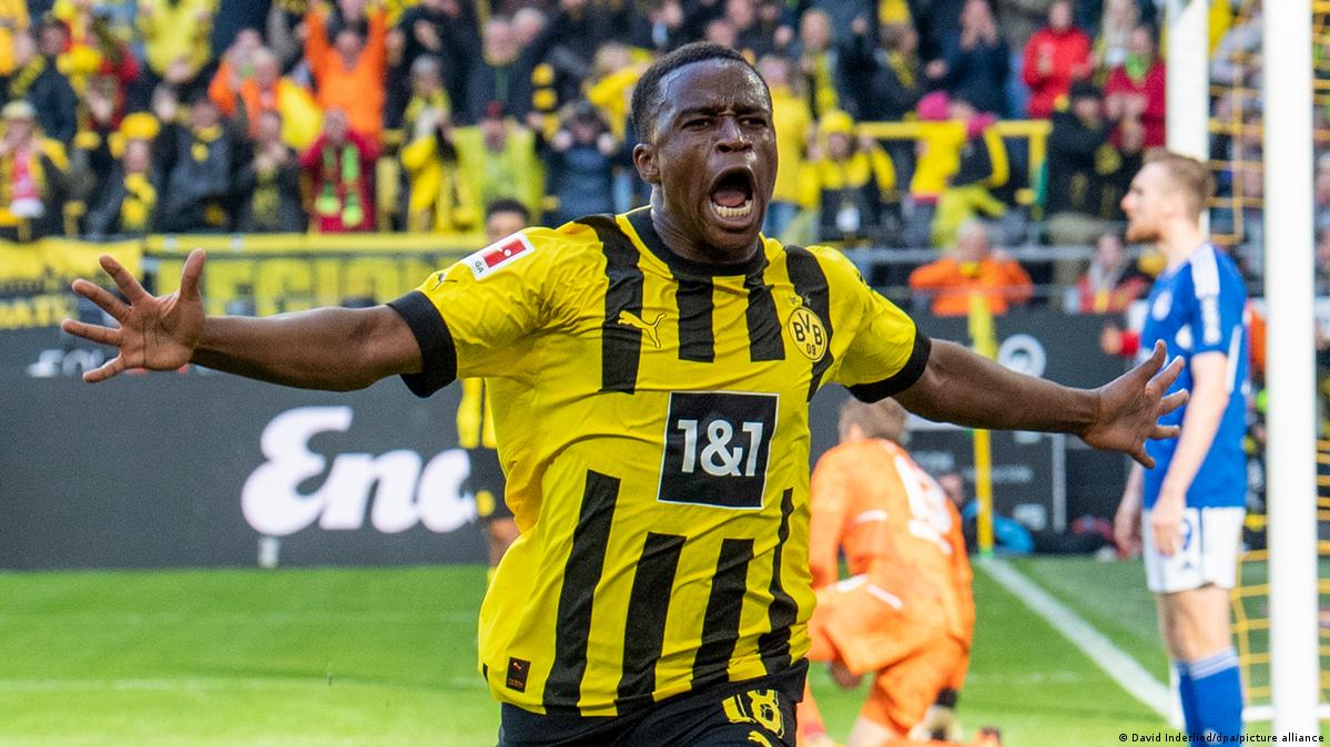 Moukoko ngày càng đóng vai trò quan trọng đối với Dortmund