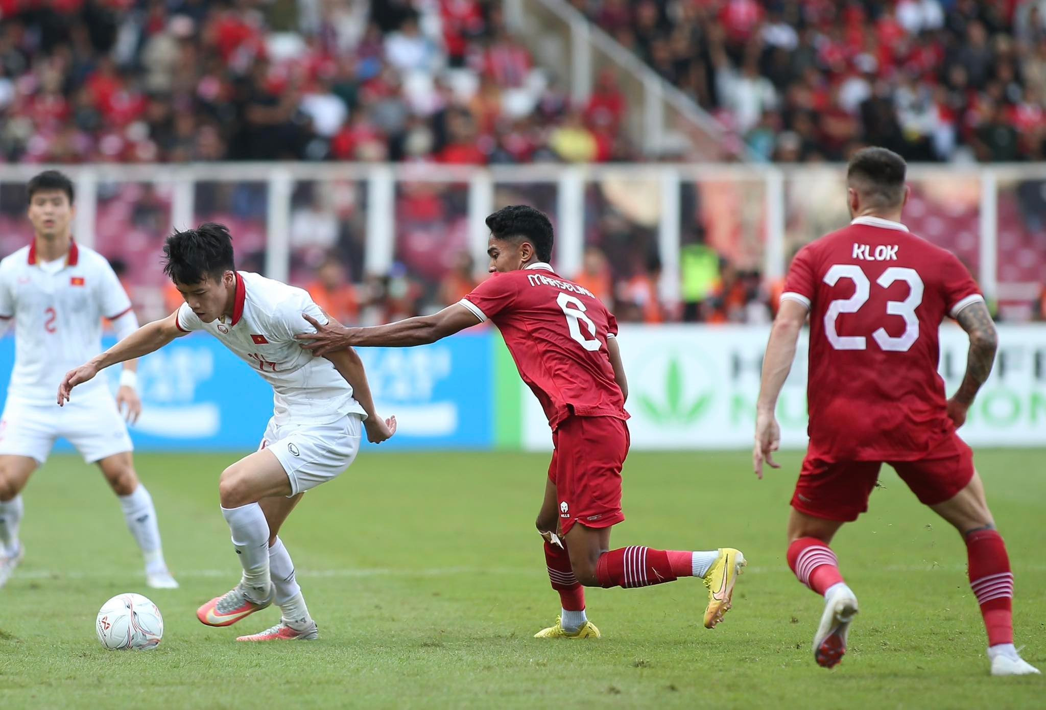 Việt Nam chưa thể thắng Indonesia ở AFF Cup sau hơn 20 năm