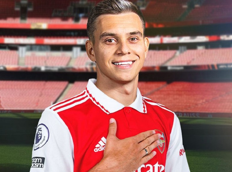 Leandro Trossard sớm ra mắt câu lạc bộ Arsenal