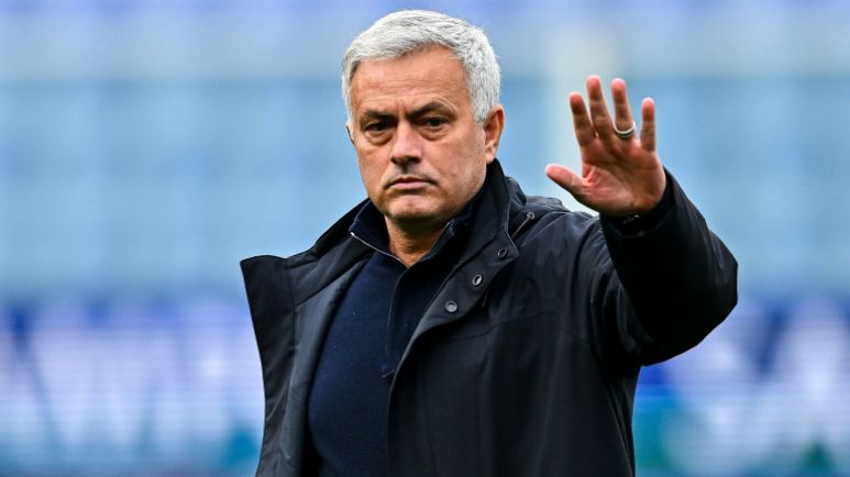 Cuộc đời phi thường của huấn luyện viên Jose Mourinho