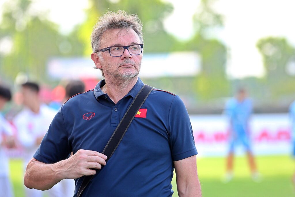 Thông tin sơ lược về HLV tương lai ĐT Việt Nam - Philippe Troussier