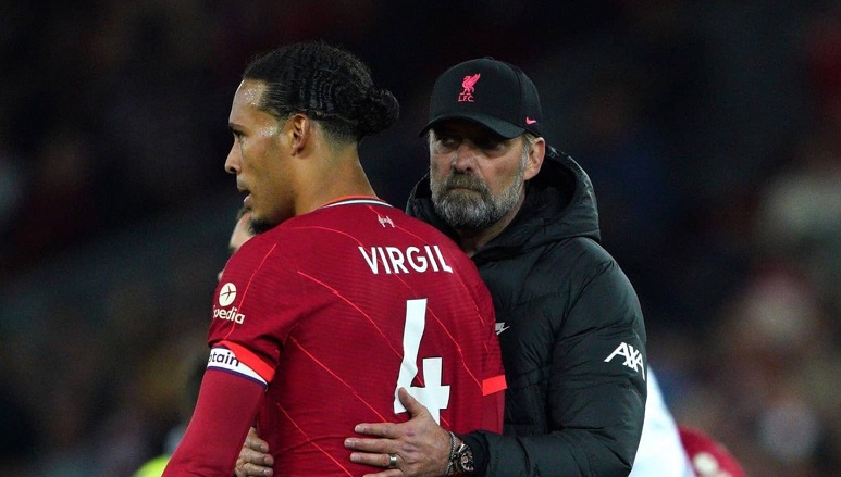 HLV Jurgen Klopp nhận thêm tin không vui sau trận thua Brentford