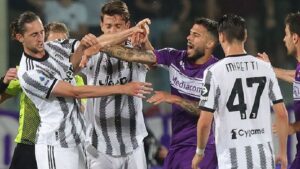 Juventus nhọc nhằn đánh bại Fiorentina trên sân nhà 