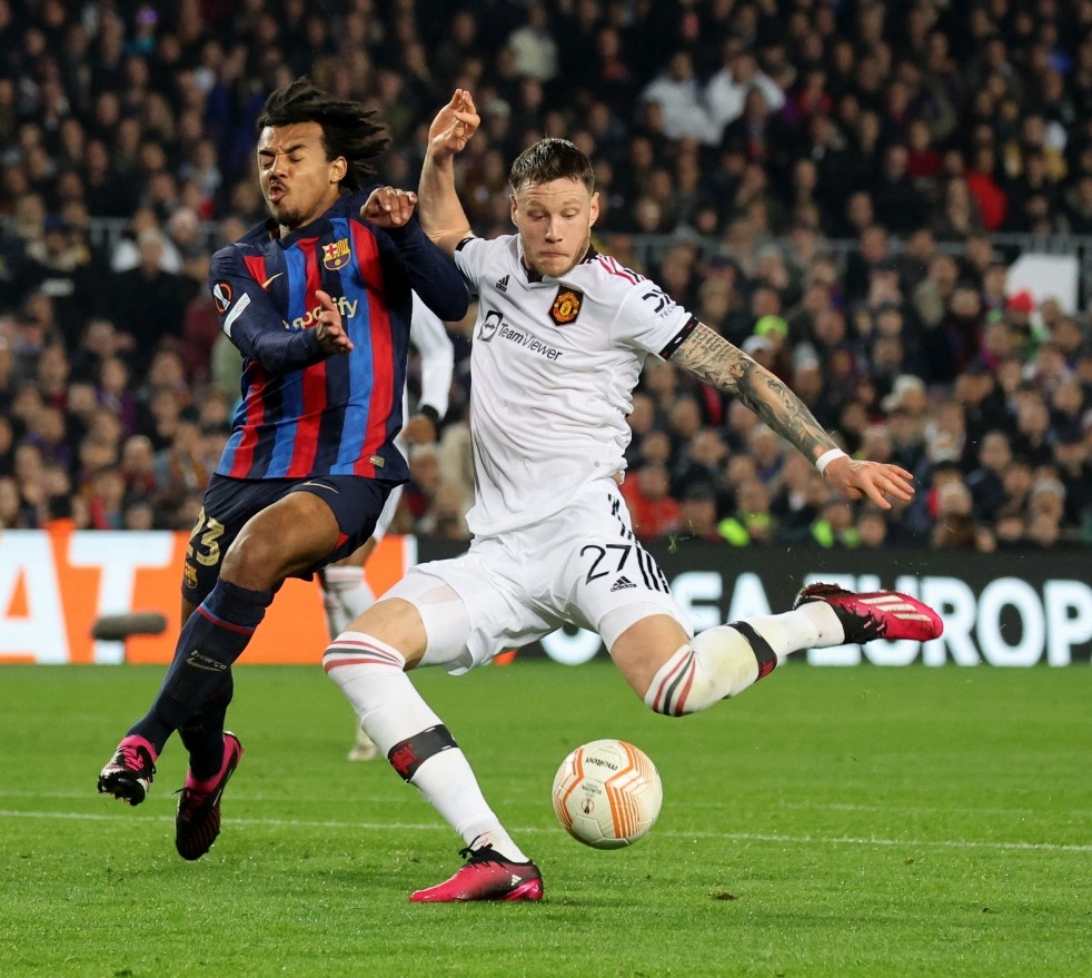 Barca hòa MU 2-2 trên sân Camp Nou