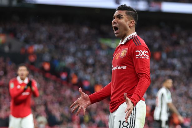 Casemiro ghi bàn đầu tiên cho Man Utd