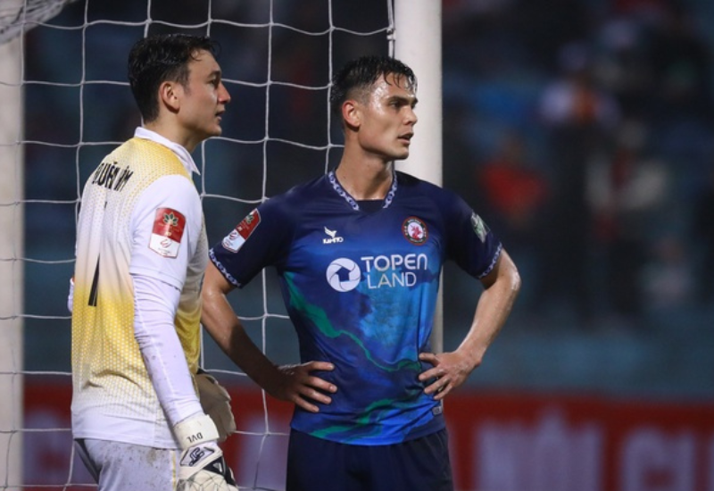 Thầy trò HLV Nguyễn Đức Thắng nhận thất bại cay đắng trong ngày mở màn V-League 2023