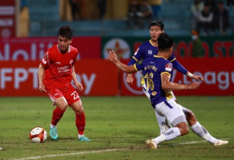 Đỗ Duy Mạnh trong màu áo CLB Hà Nội ở ngày mở màn V-League 2023