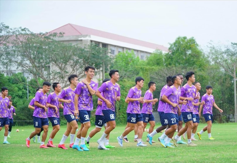 CLB Hồng Lĩnh Hà Tĩnh sẵn sàng cho mục tiêu top 6 tại V-League 2023