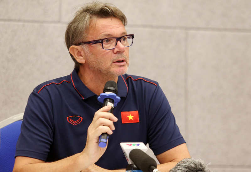 Tân HLV Troussier và nhiệm vụ khó khăn tại Đại hội thể thao Châu Á 2022