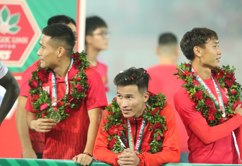 Triệu Việt Hưng trong màu áo Hải Phòng giành chức Á quân V-League 2022