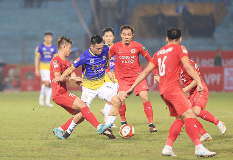 CLB CAHN nhận thất bại đầu tiên tại V-League 2023 trước CLB Hà Nội