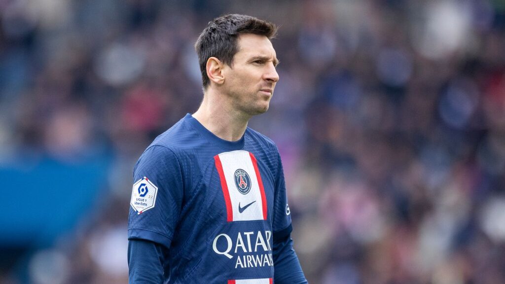 Lionel Messi có thể rời Paris Saint-Germain vào mùa hè này