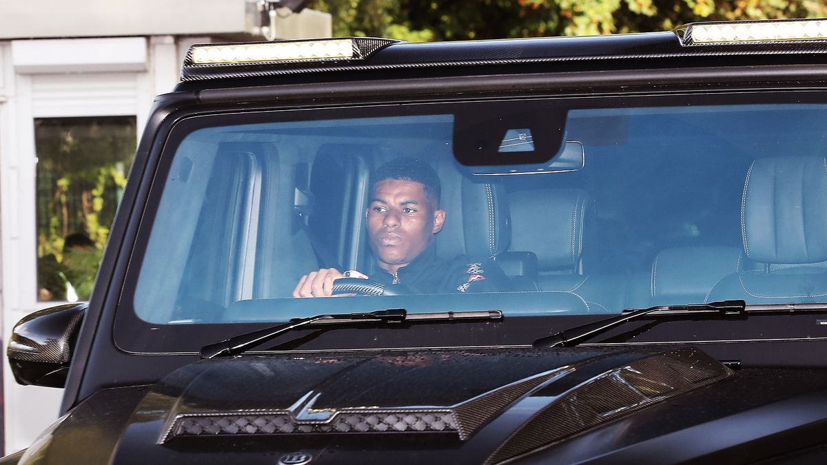 Marcus Rashford 'bị phạt và phạt 6 điểm' ở Manchester