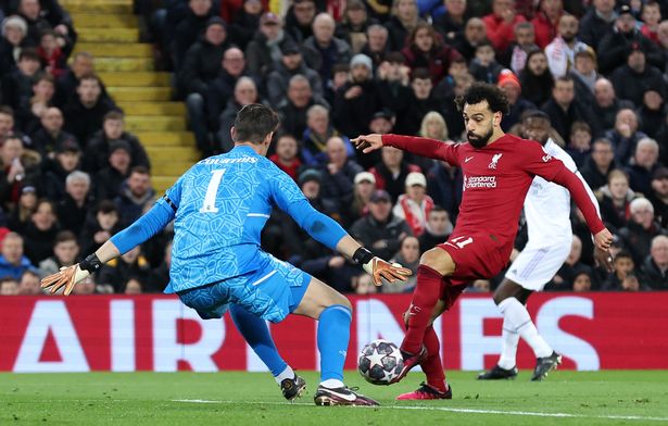 Mo Salah ghi bàn thắng thứ 2 cho Liverpool 

Mo Salah ghi bàn thắng thứ 2 cho Liverpool 