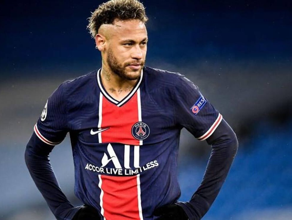 Mối quan hệ giữa Neymar với BLĐ PSG đang xấu đi trong những ngày qua