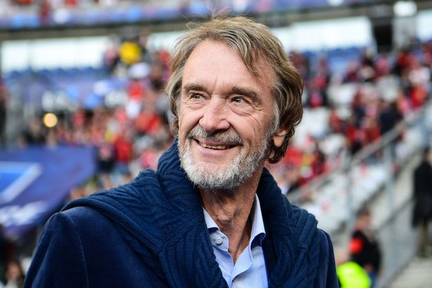 Sir Jim Ratcliffe cũng đã chính thức đưa ra lời đề nghị mua lại Man Utd