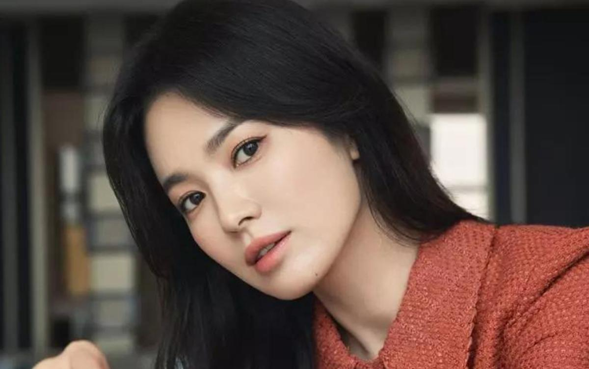 Song Hye Kyo bị đồn đã có tình nhân mới