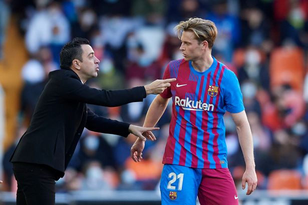 Xavi muốn giữ Frenkie de Jong ở lại Barcelona