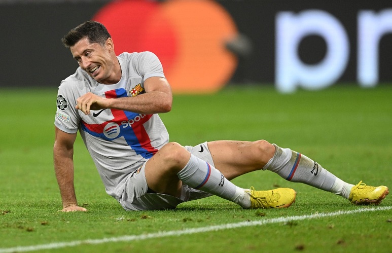 Robert Lewandowski có thể bỏ lỡ trận đấu quan trọng của Barcelona