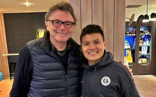 HLV Philippe Troussier đưa ra lời tư vấn nào tới Nguyễn Quang Hải