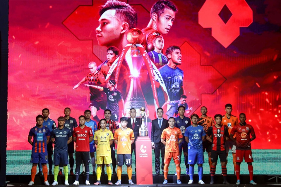 Quãng thời gian thành lập đầy khó khăn của Thai League