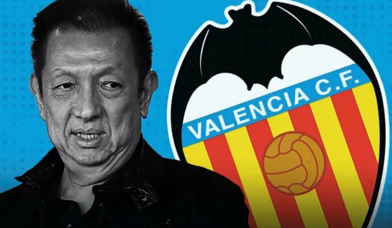 Người hâm mộ Valencia phản đối chủ tịch Peter Lim