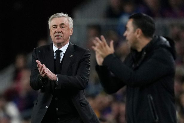 Carlo Ancelotti đã sử dụng tất cả năm quyền thay người của mình trong nỗ lực giành lại quyền kiểm soát trận