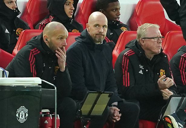 Erik ten Hag chứng kiến ​​trận thua nặng nề nhất của Manchester United trong kỷ nguyên Premier League tại Anfield 