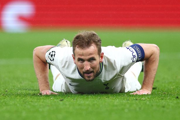 Harry Kane sẽ không có danh hiệu trong một năm nữa 