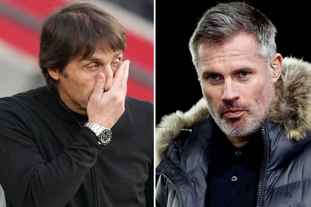 Jamie Carragher hủy diệt Antonio Conte