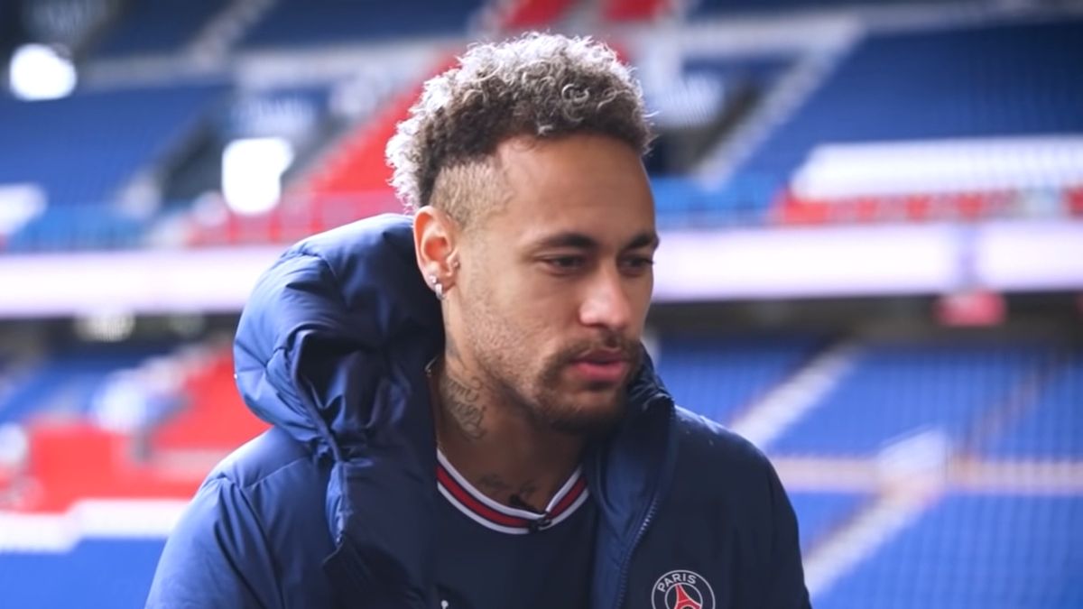 Neymar khẳng định anh sẽ trở lại mạnh mẽ hơn sau khi phải ngồi ngoài trong phần còn lại của mùa giải