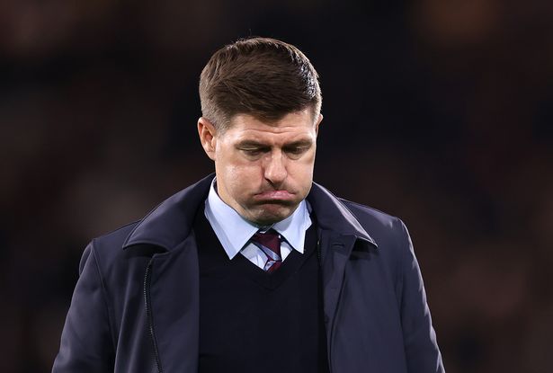 Steven Gerrard đã bị Aston Villa sa thải hồi tháng 10