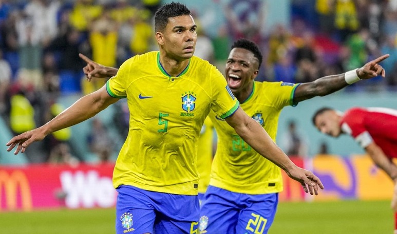 Sự tỏa sáng của Casemiro là động lực của các đồng đội