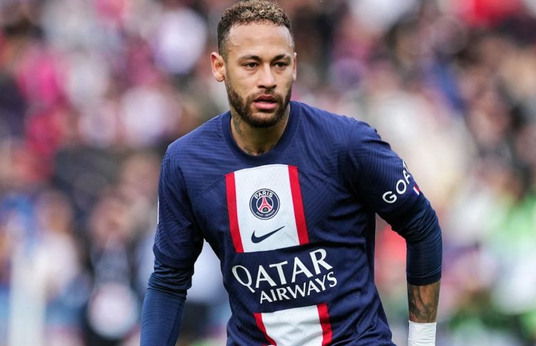 Paris Saint Germain cân nhắc bán Neymar cuối mùa giải