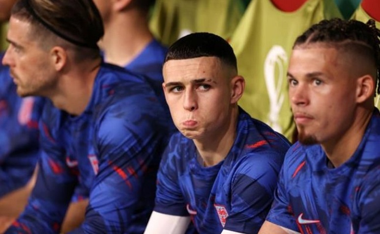 Pep Guardiola lo lắng về thông tin Phil Foden phải nghỉ thi đấu