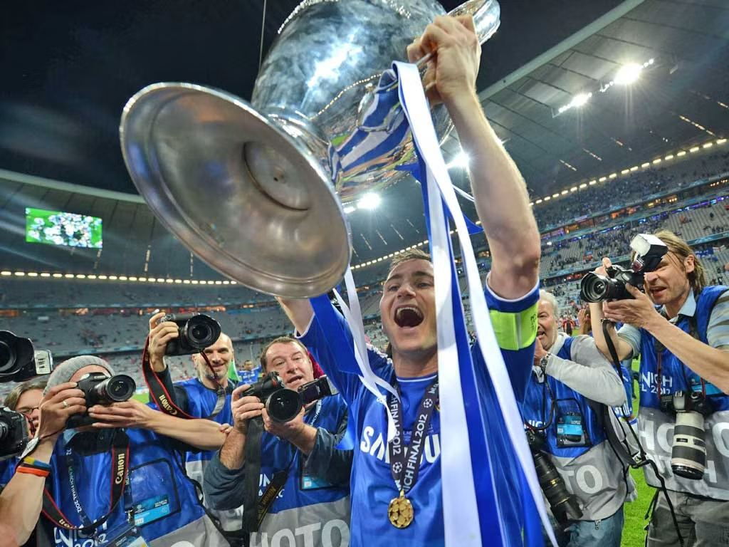 Frank Lampard là một trong các huyền thoại Chelsea xuất sắc nhất lịch sử câu lạc bộ