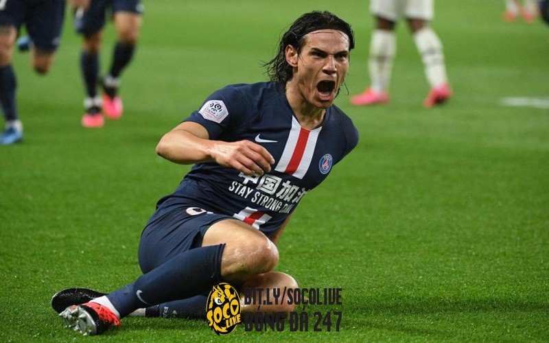 Huyền thoại PSG Edison Cavani