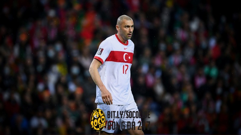 Burak Yılmaz là một trong những cầu thủ ghi bàn nhiều nhất cho đội tuyển Thổ Nhĩ Kỳ