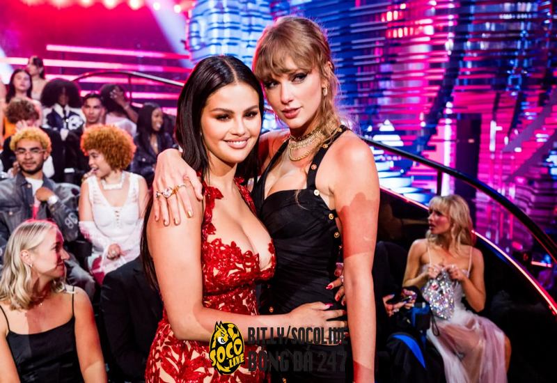 Đôi bạn thân Selena Gomez - Taylor Swift hội ngộ